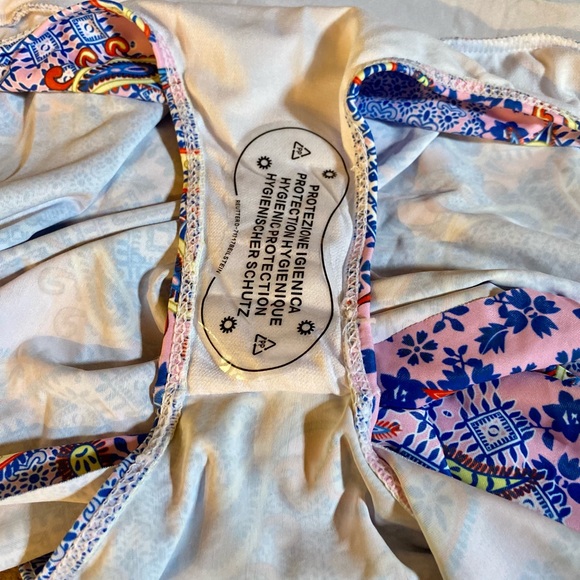 🏝️Multicolored One Piece Swim Dress🏝️ NIP - Picture 6 of 10